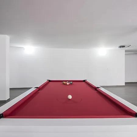 Paris Villa Vilamoura